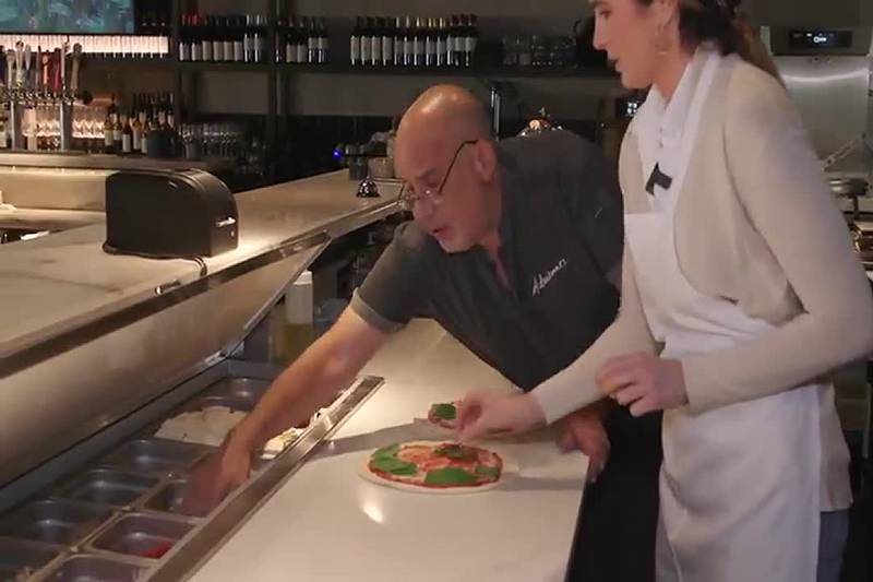 South Florida Daily goes to Adrienne’s Pizzabar!